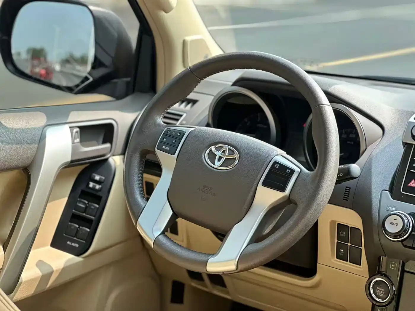 Toyota Prado 2016 2.7L Auto Luxury Edition фото 9