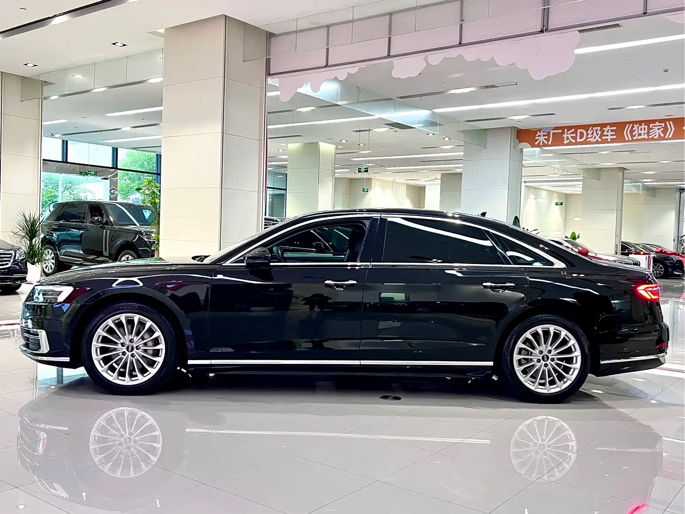 Audi A8 2021 A8L 50 TFSI quattro Comfort фото 3