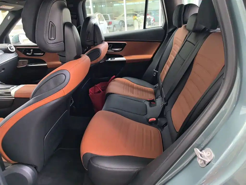 Mercedes-Benz GLC 2025 GLC 300 L 4MATIC Luxury 5-seater фото 14