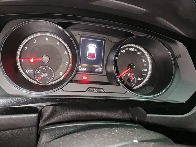 Volkswagen Tiguan L 2018 380TSI Automatic AWD Luxury Edition — фото 4