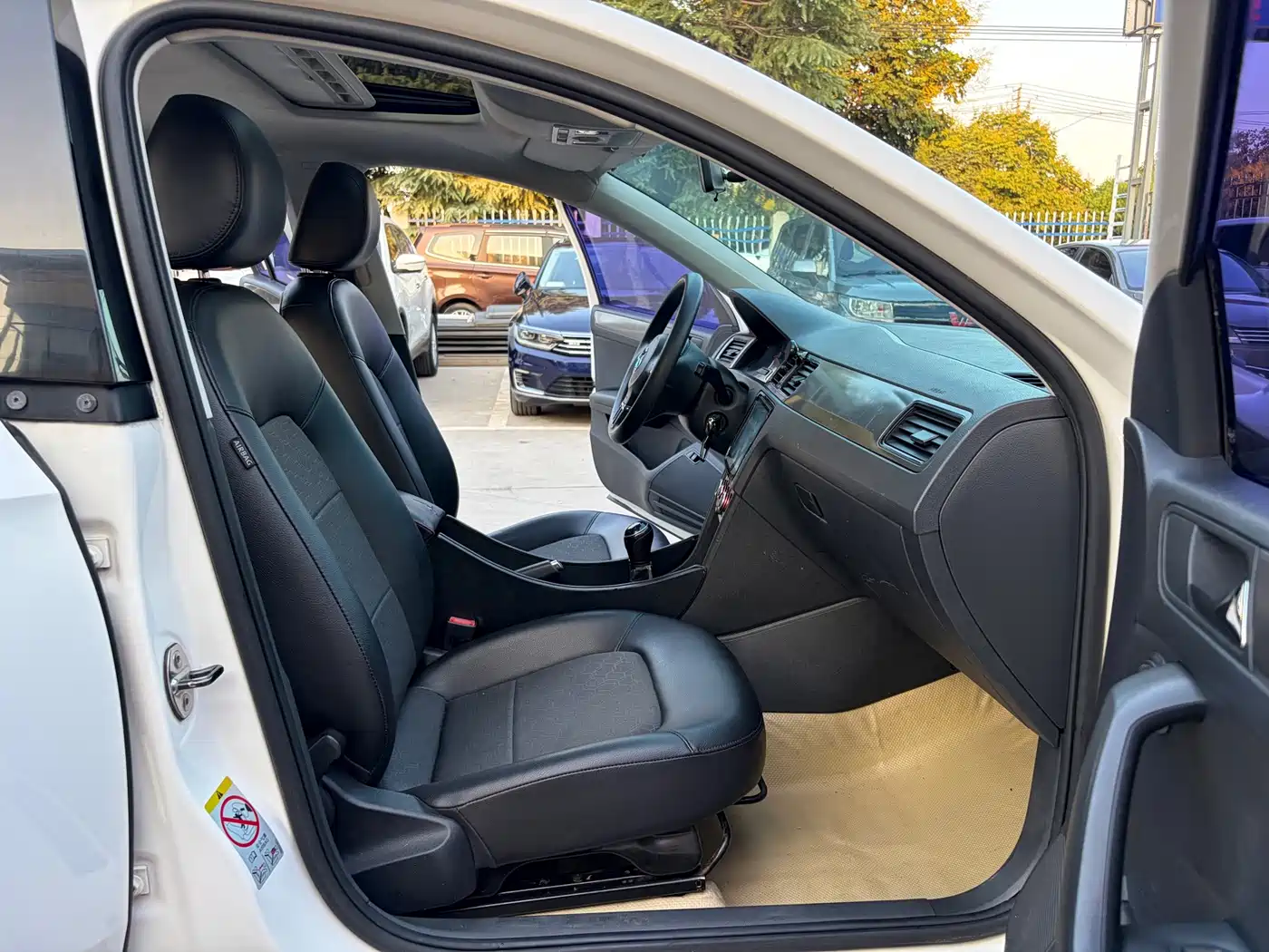 Volkswagen Santana 2013 2013 1.4L Manual Comfort Edition