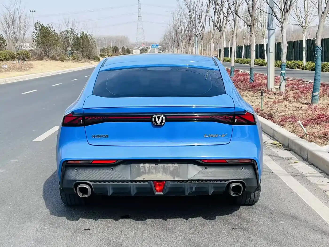 CHANGAN UNI-V