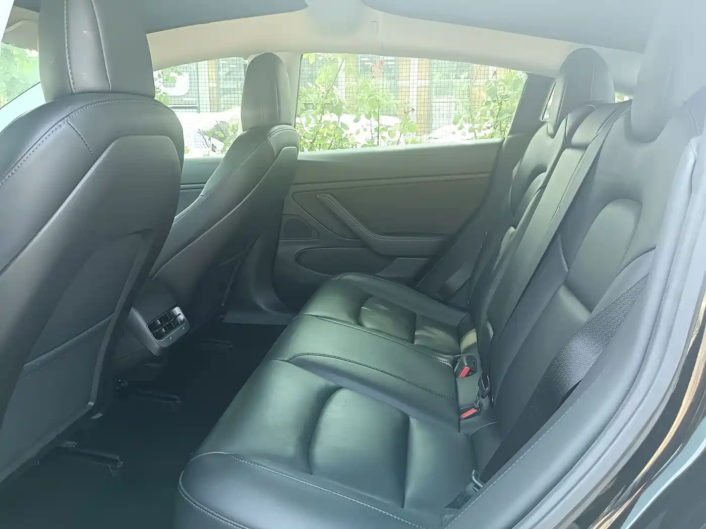 Tesla Model 3 (Import) 2019 2019 Performance High-Efficiency All-Wheel Drive Version