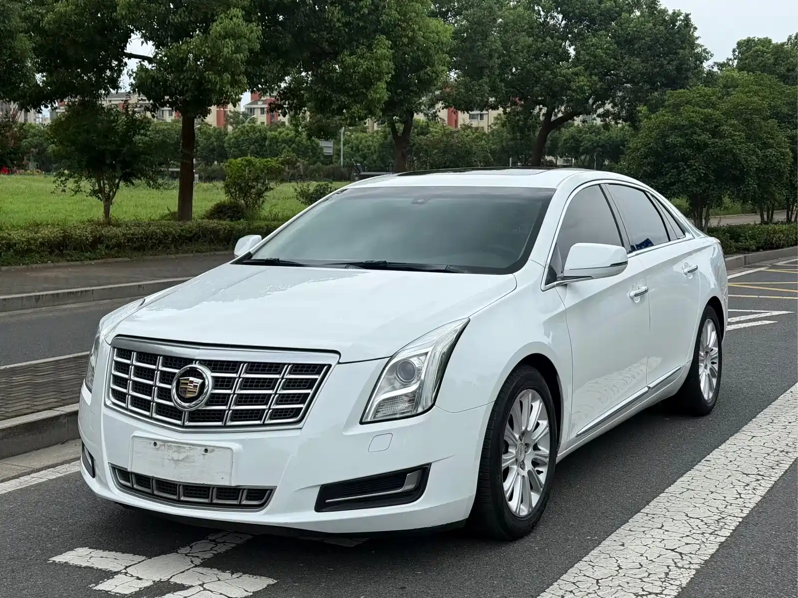 Фото 1 - Cadillac XTS