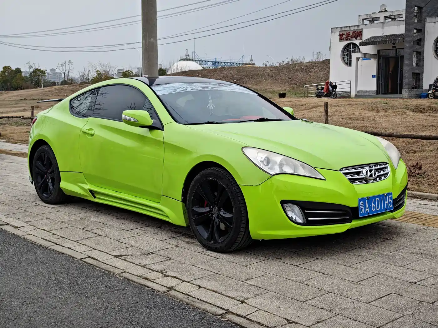 Hyundai Genesis Coupe 2009 2.0T Automatic Elegant Edition фото 3
