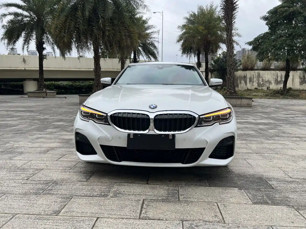 BMW 3 Series 2021 Second Facelift 325Li M Sport Package фото 2