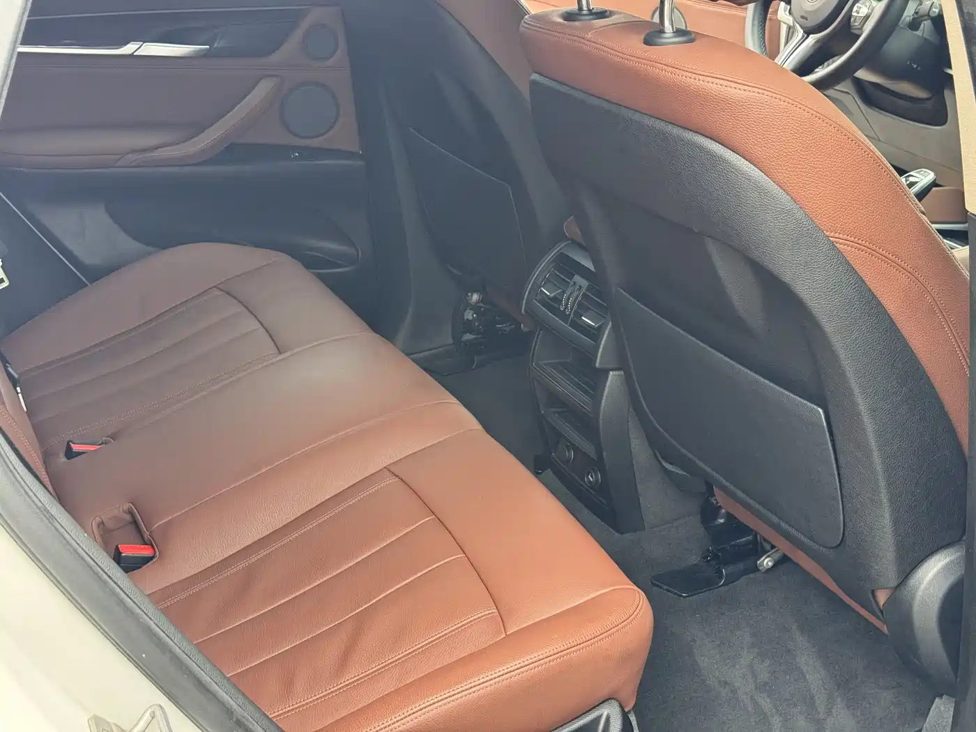 BMW X6 2015 xDrive35i Luxury Model фото 21