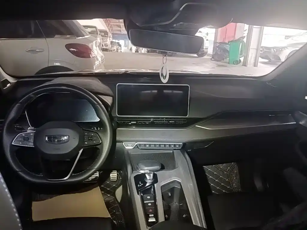 Geely Preface 2024 2024 2.0TD Azure Cloud Edition