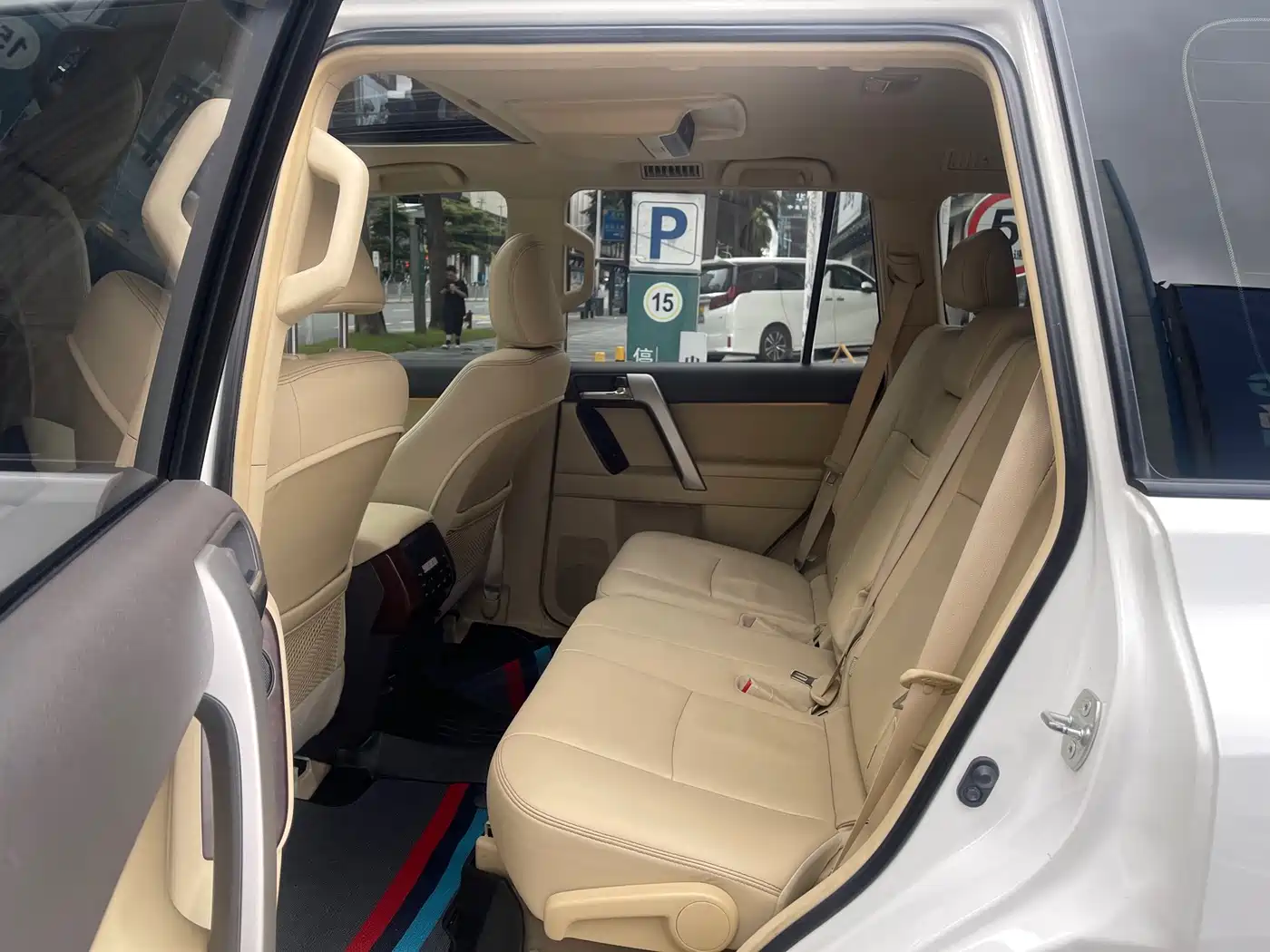 Фото 5 - Toyota Prado