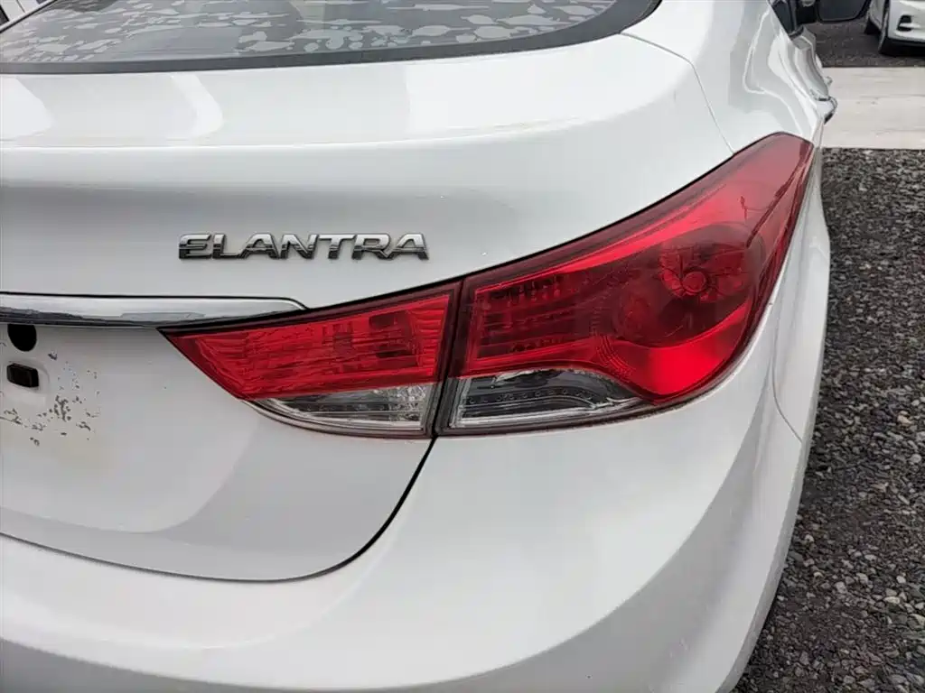 Hyundai Langdong 2015 1.6L Auto Premium фото 8