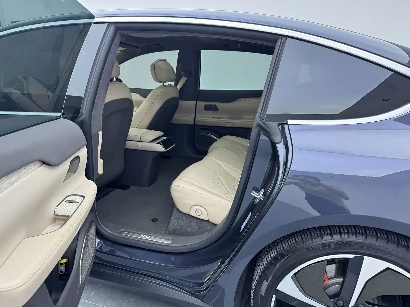 NIO ET7 2022 2022 100kWh Launch Edition