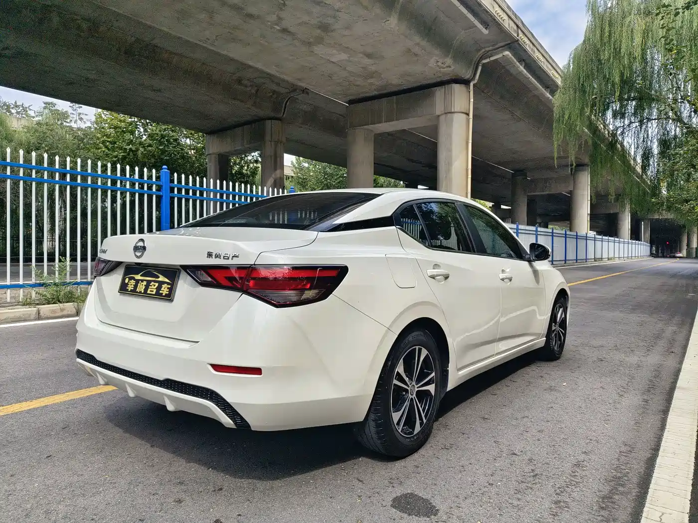 Nissan SYLPHY, миниатюра 7