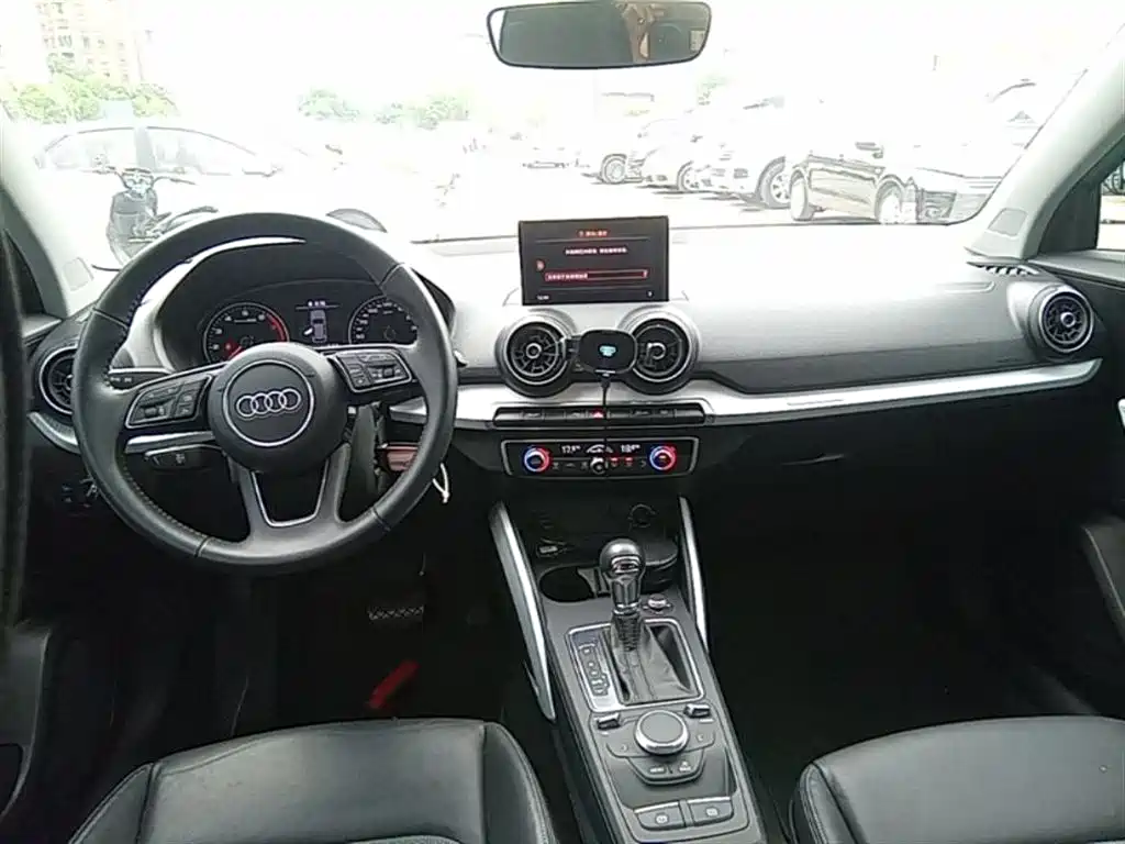 Audi Q2L 2018 35 TFSI Fashion Elegance China V фото 10