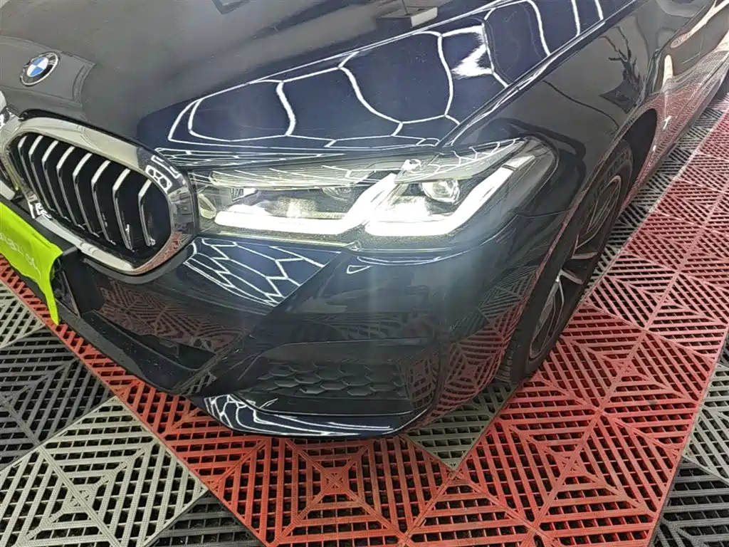 BMW 5 Series 2022 Model Second Facelift 525Li M Sport Package фото 24