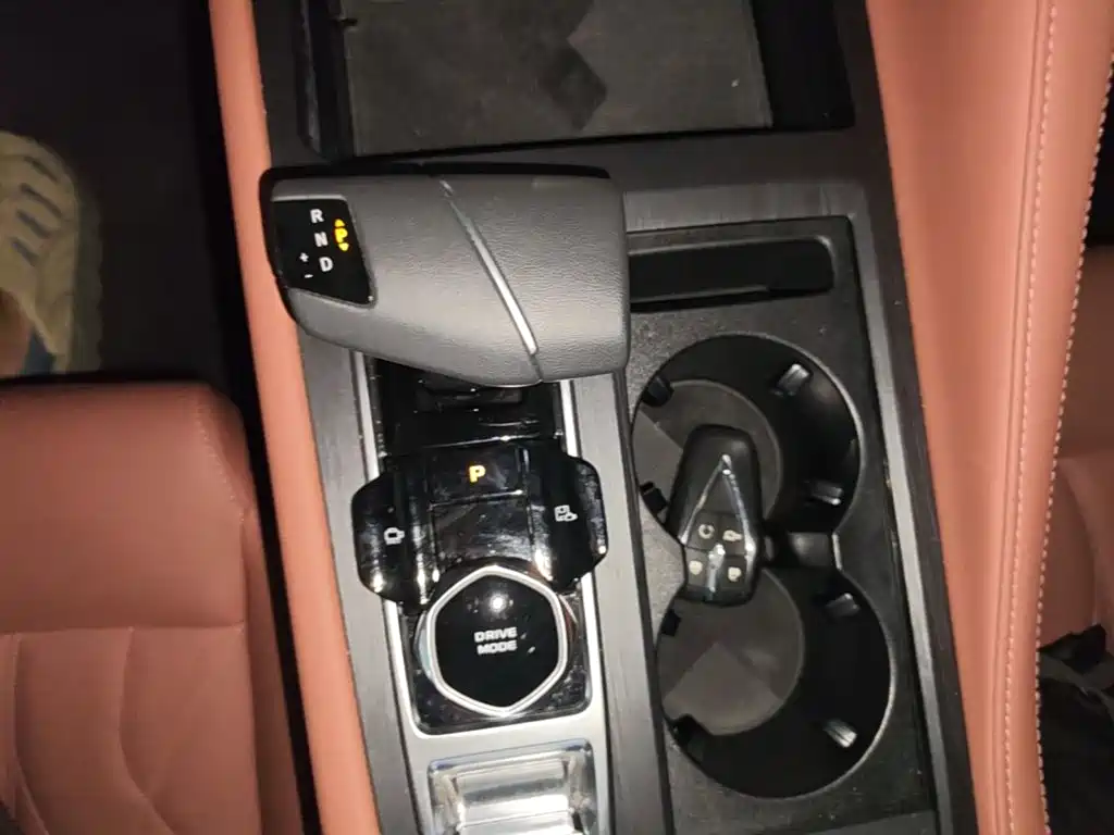 Фото 14 - Changan CS75 PLUS