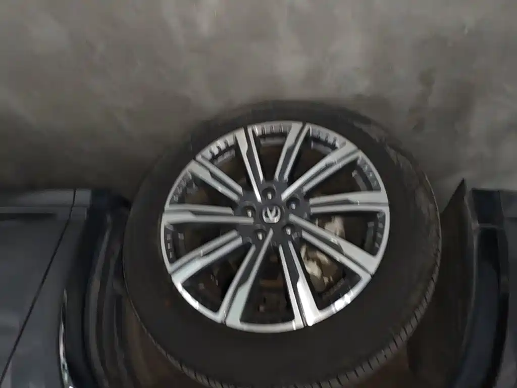 Фото 23 - Changan CS75 PLUS