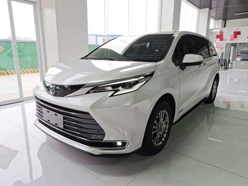 Toyota Sienna 2021 2.5L Hybrid Luxury Edition