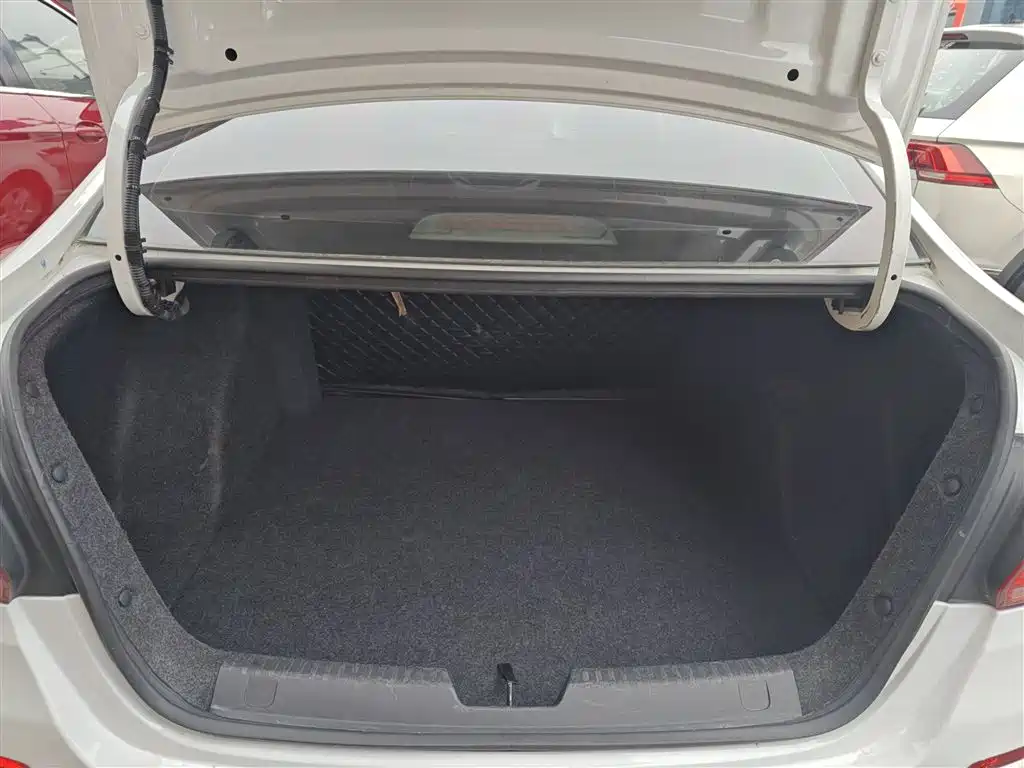 Chevrolet Cavalier 2019 320 Auto Sunroof Enjoyment Edition фото 19