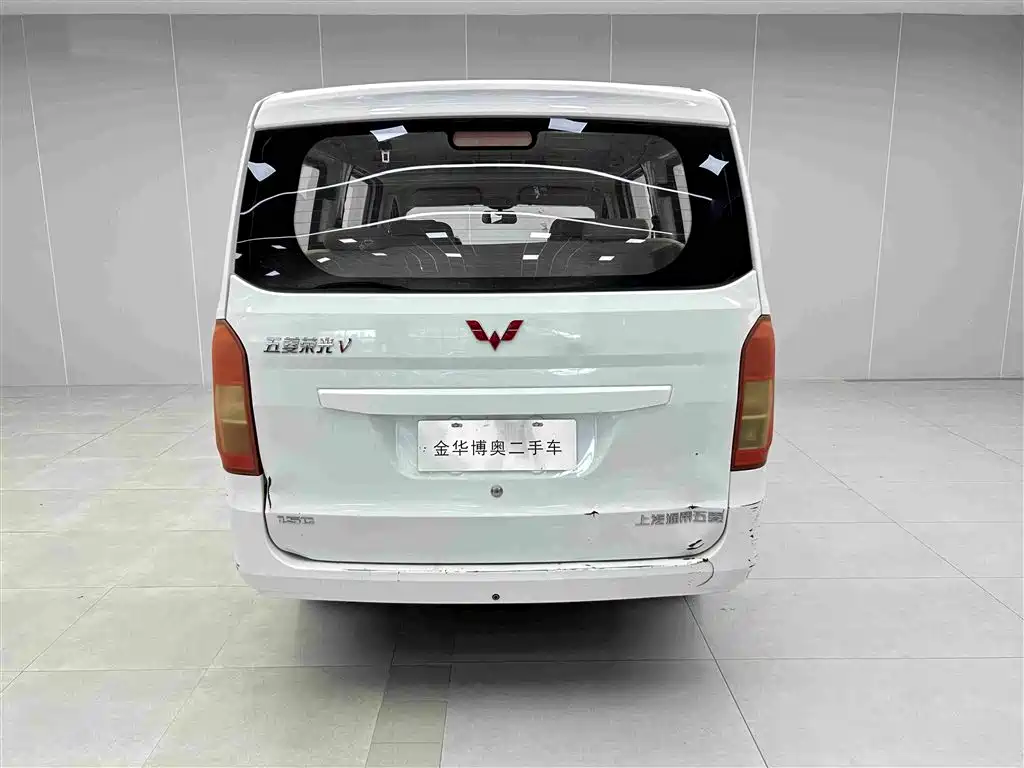 Wuling Motors Wuling Rongguang V 2016 2015 1.5L Standard