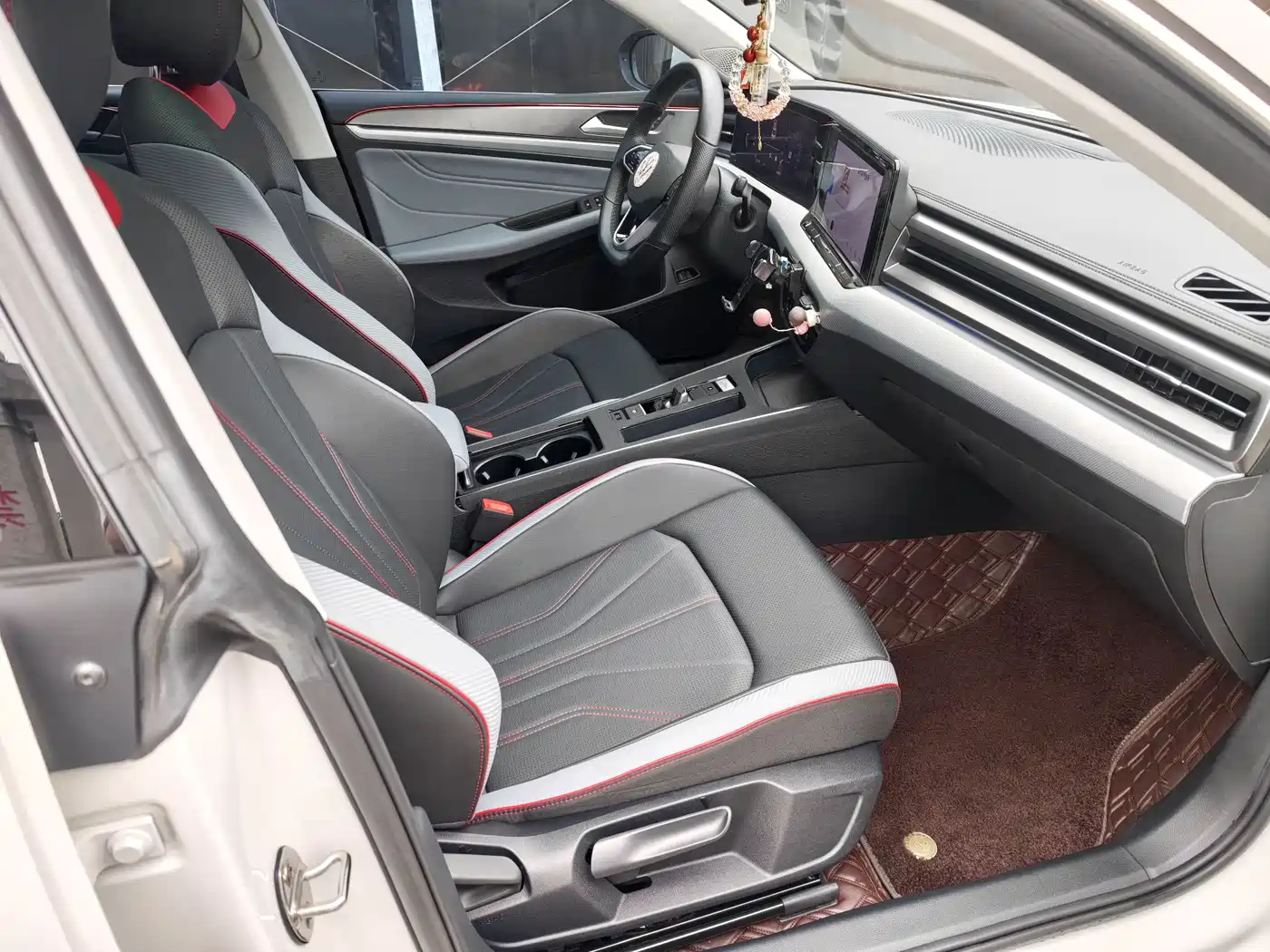 Volkswagen Lamando 2023 Lamando L 280TSI DSG Cool Edition фото 16
