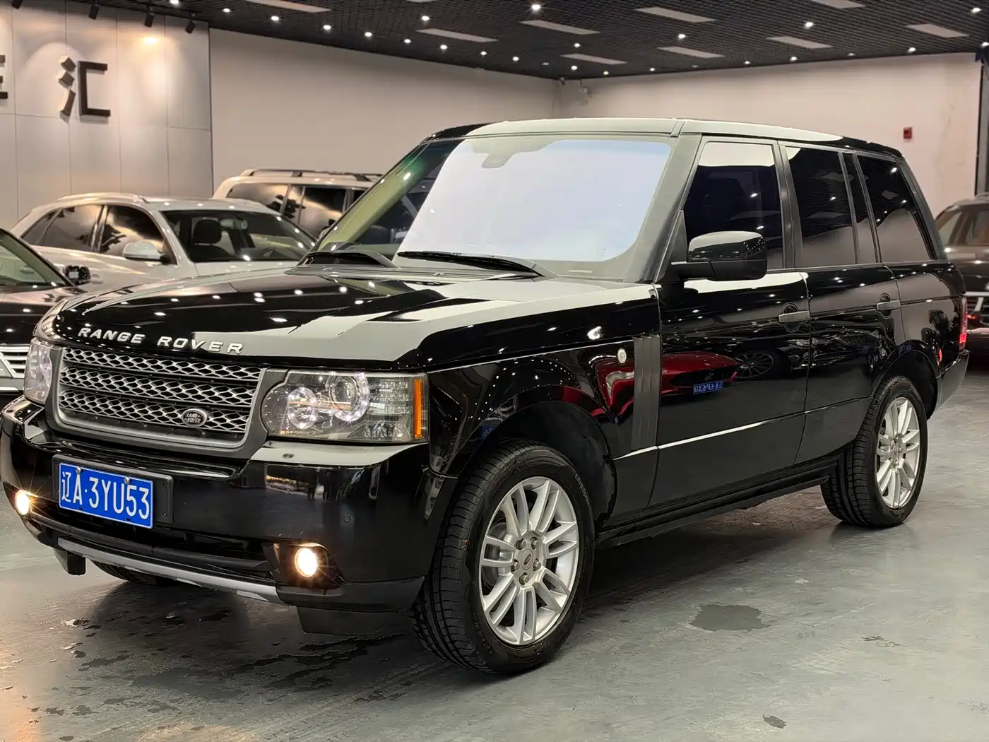 Фото 1 - Land Rover Range Rover