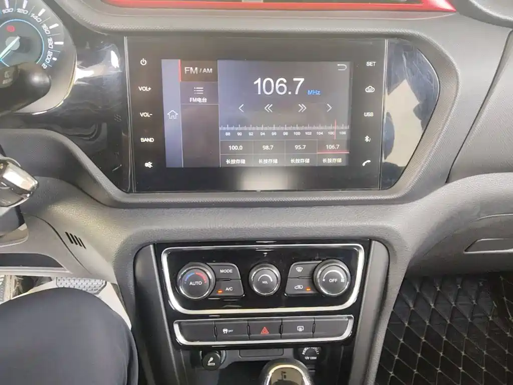 Chery Tiggo 3 2017 2016 1.6L CVT Smart Edition