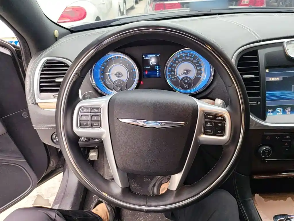 Chrysler 300C (Import) 2014 2014 3.0L Excellence Edition