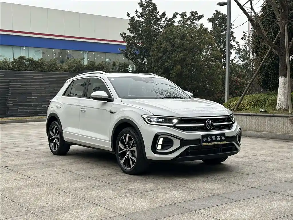 VOLKSWAGEN T-ROC EXPLORING SONGS