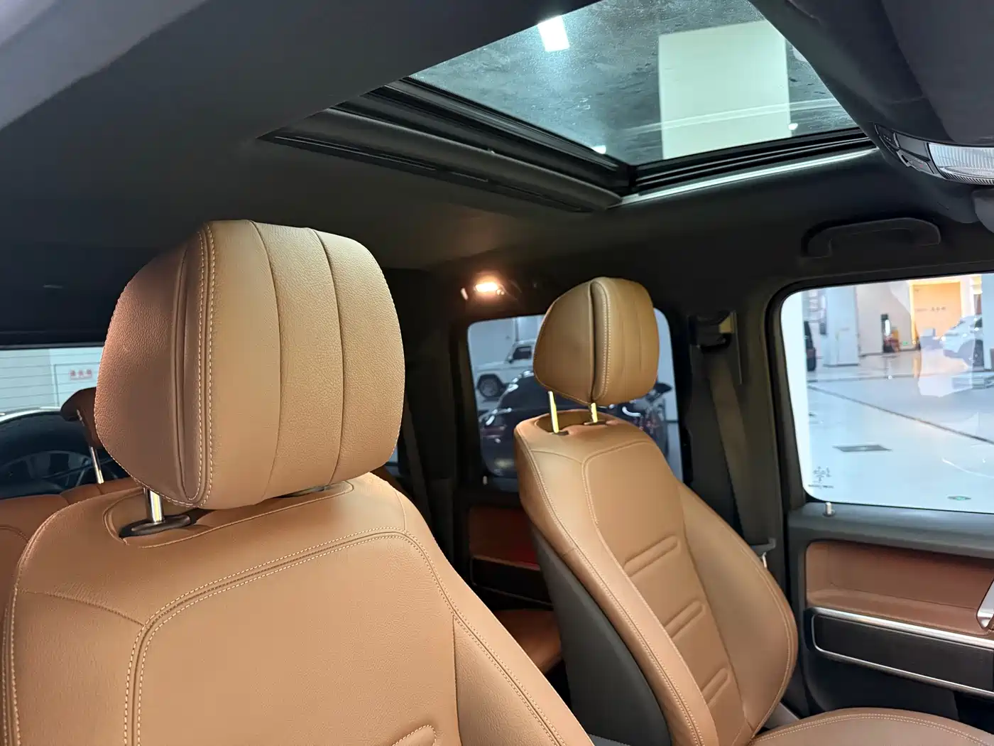 Mercedes-Benz G-Class 2024 G 350 фото 23
