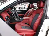 Photo 8 - Maserati Levante