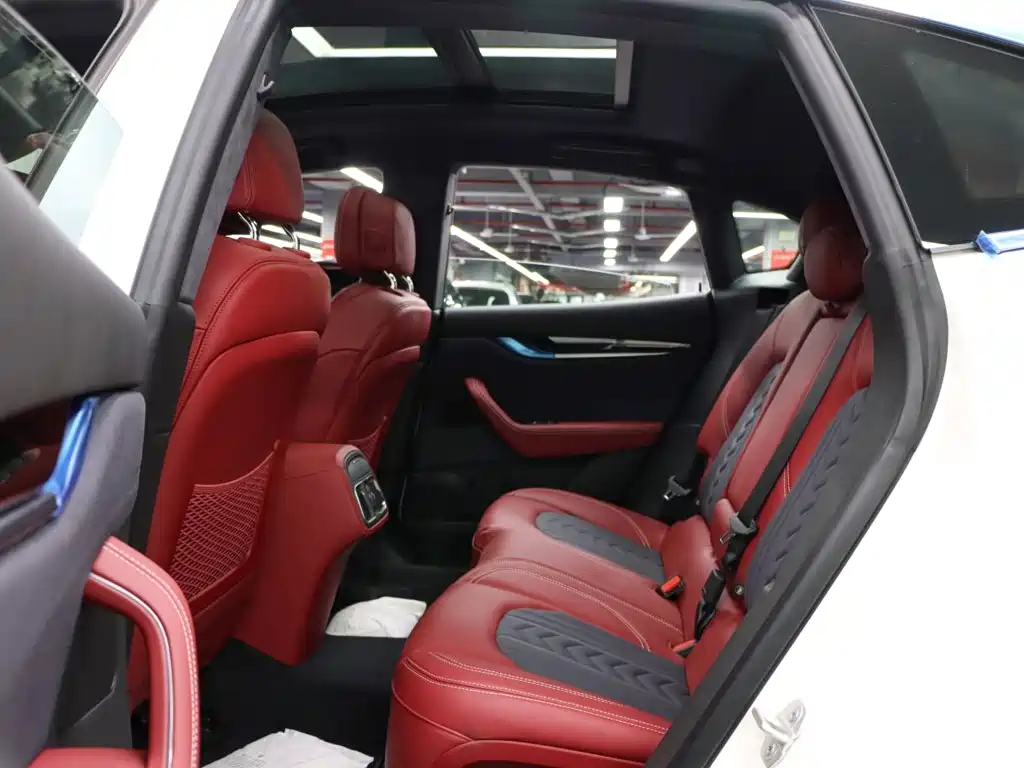 Maserati Levante 2026 2024 2.0T GT Ultima