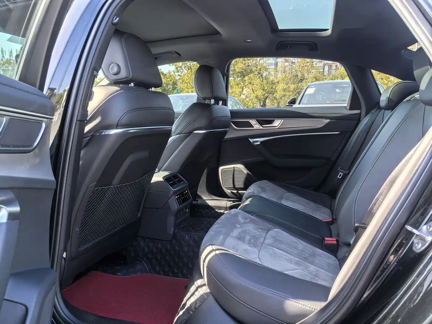 Audi A6L 2024 45 TFSI Premium Dynamic фото 5