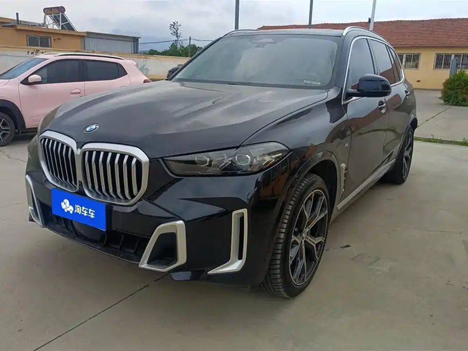 BMW X5 2023 xDrive 30Li Premium M Sport Package