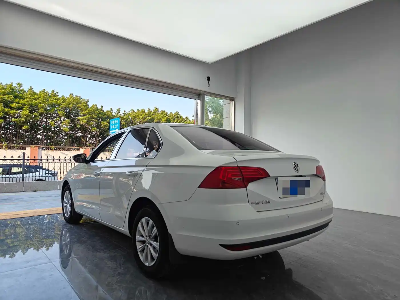 Volkswagen Bora 2018 1.5L Manual Fashion фото 6