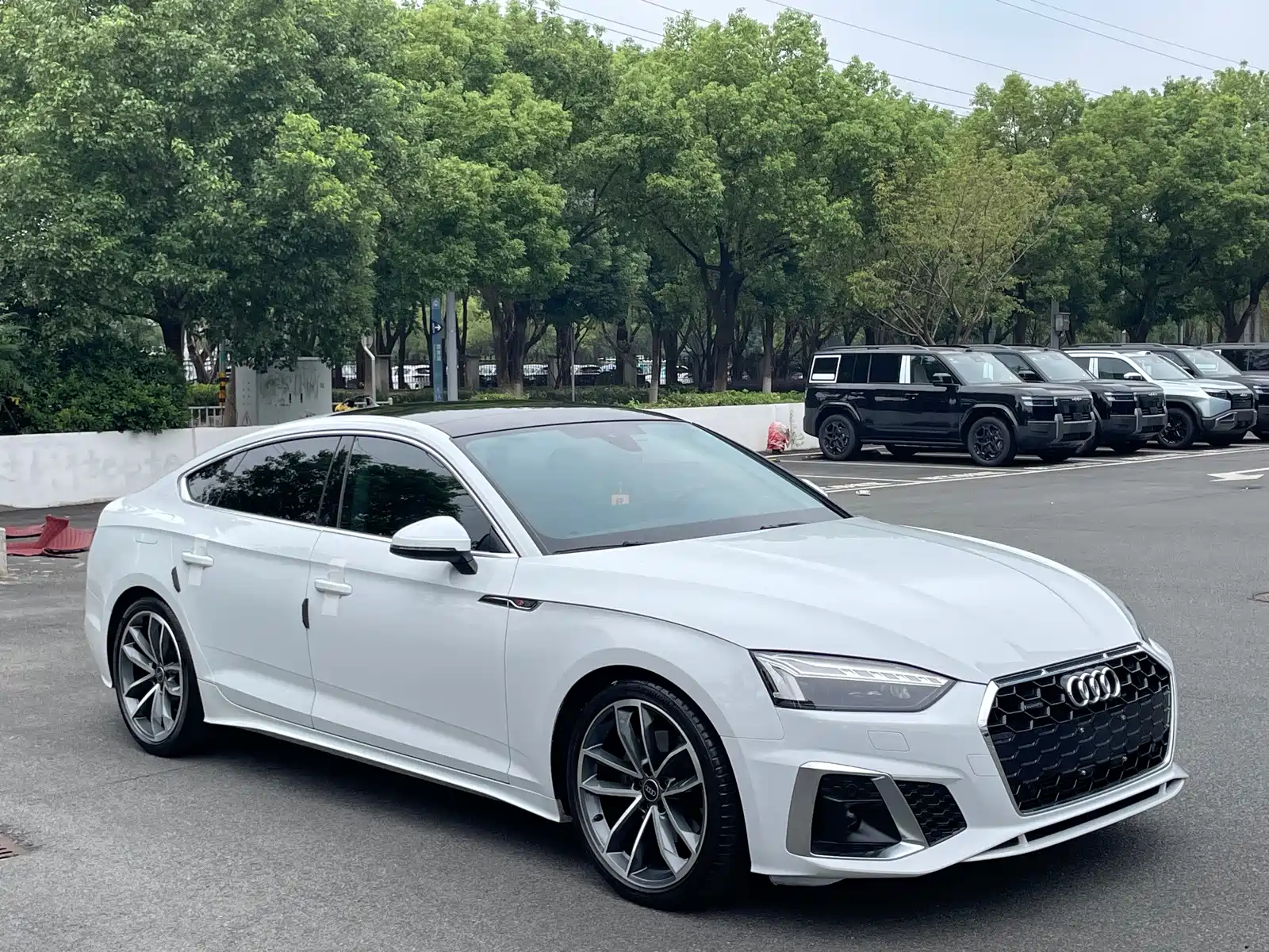 Photo 3 - Audi A5 (Import)