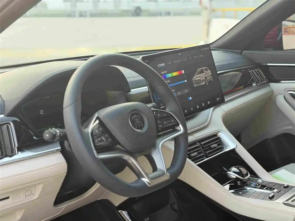Photo 14 - BYD Song PLUS PHEV