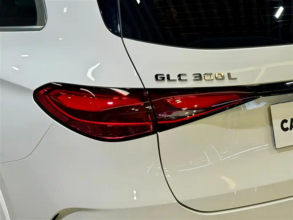 Mercedes-Benz GLC 2025 Facelift GLC 300 L 4MATIC Dynamic 5-seater фото 9