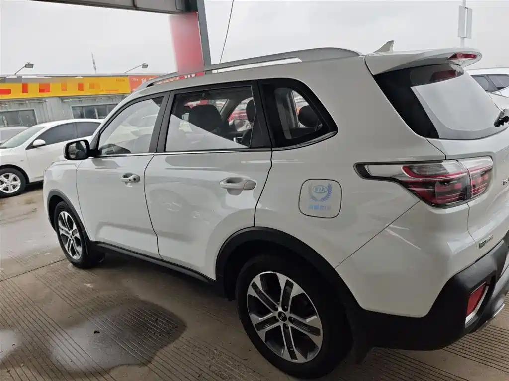Kia Sportage 2019 2.0L Automatic Smart Luxury Edition фото 5