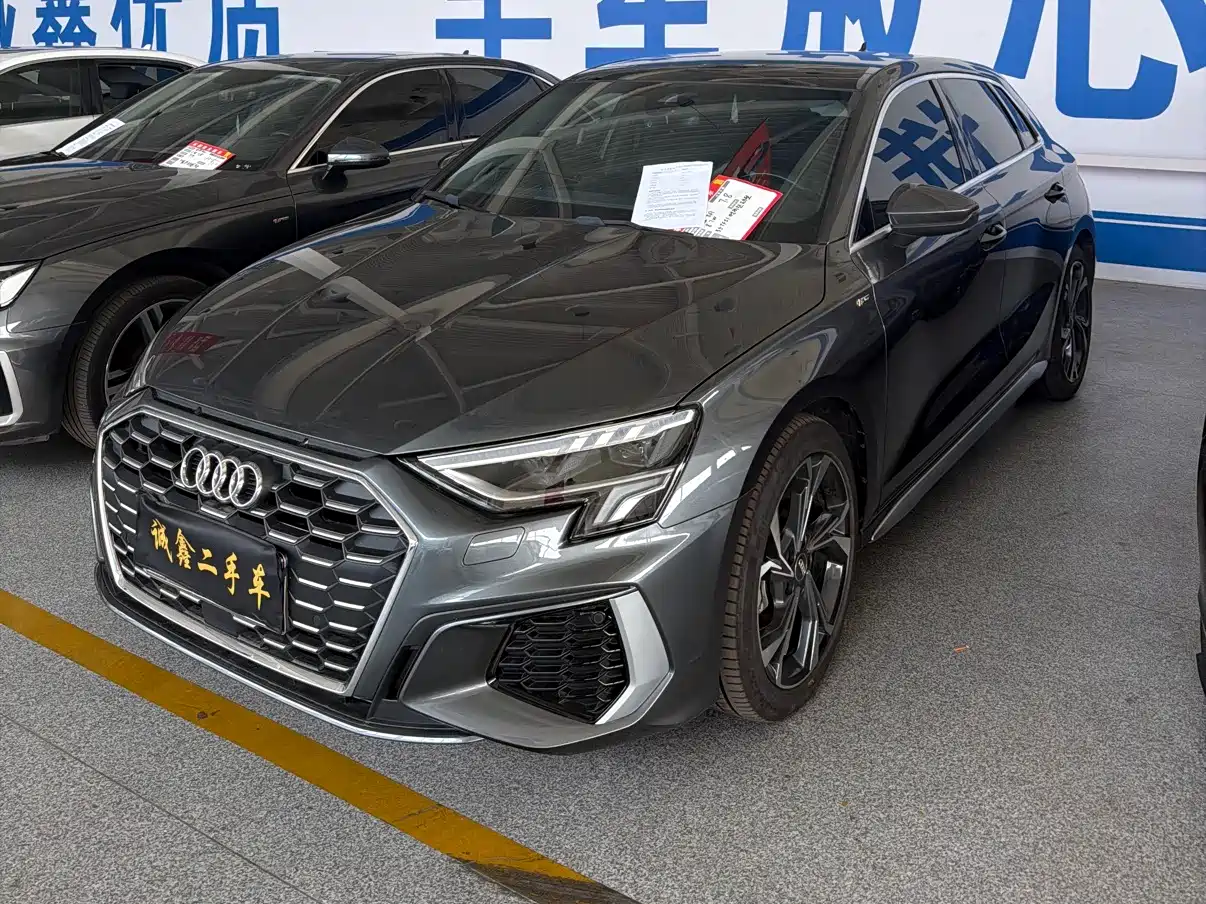 Audi A3 2021 Sportback 35 TFSI Luxury Elegance