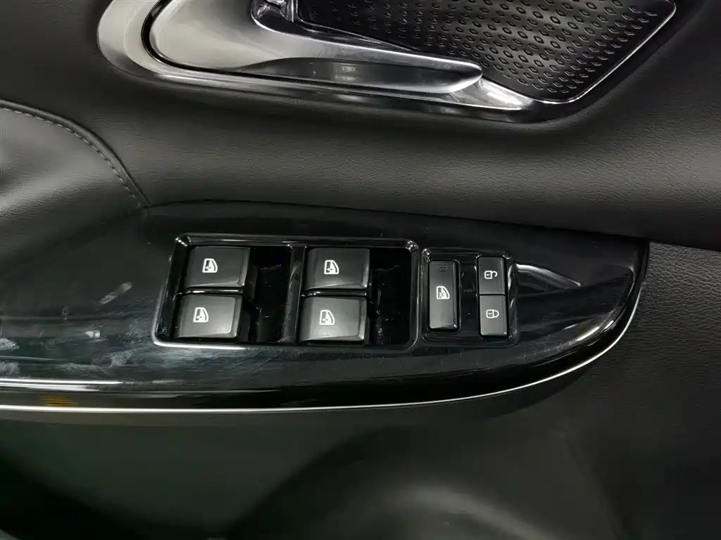 CHANGAN CHANGAN AUCHAN X7 PLUS