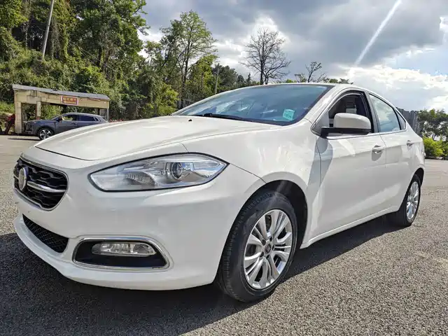  Fiat Viaggio 2015 1.4T Auto Sport Edition