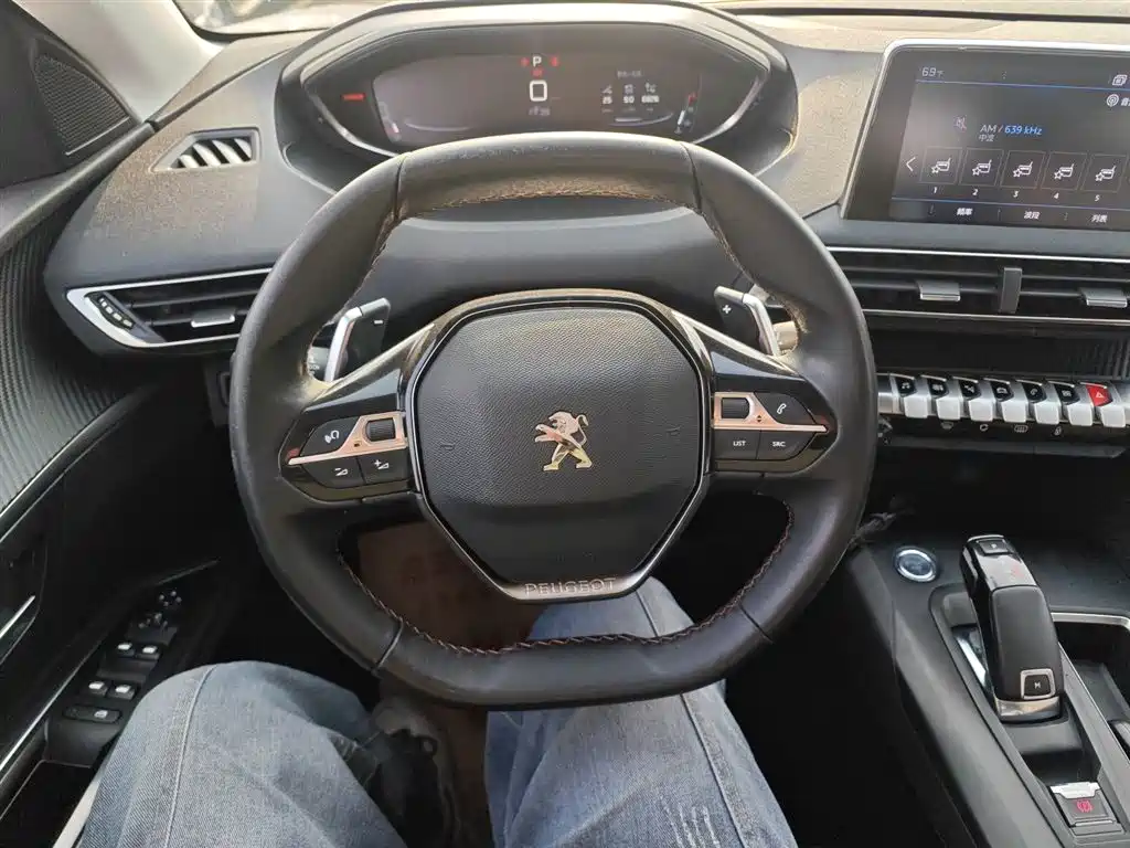 Peugeot 5008 2017 350THP 7-seat Elite Edition фото 11