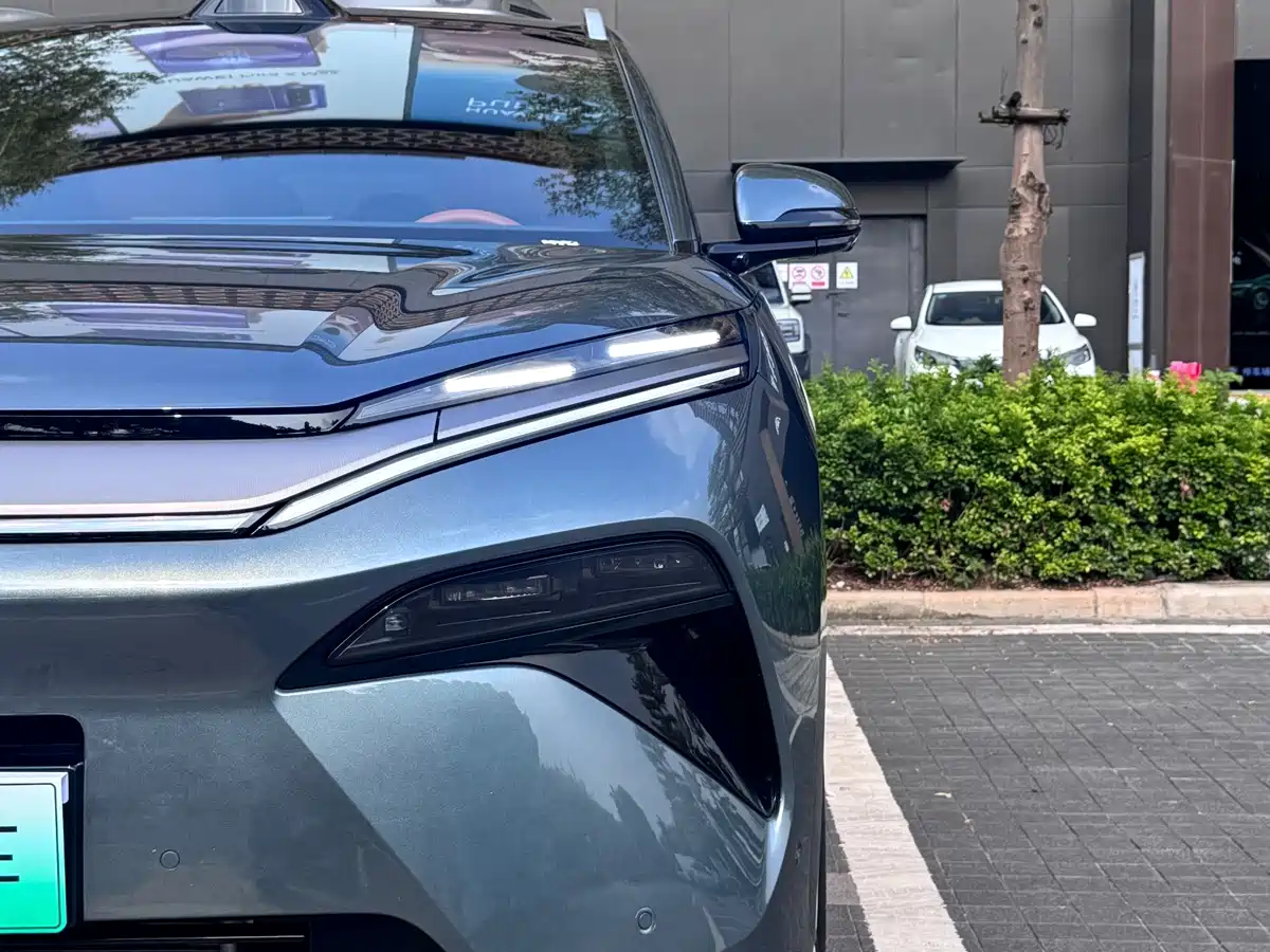 BYD Tang L 2025 2025 DM 175KM Drone Player Edition