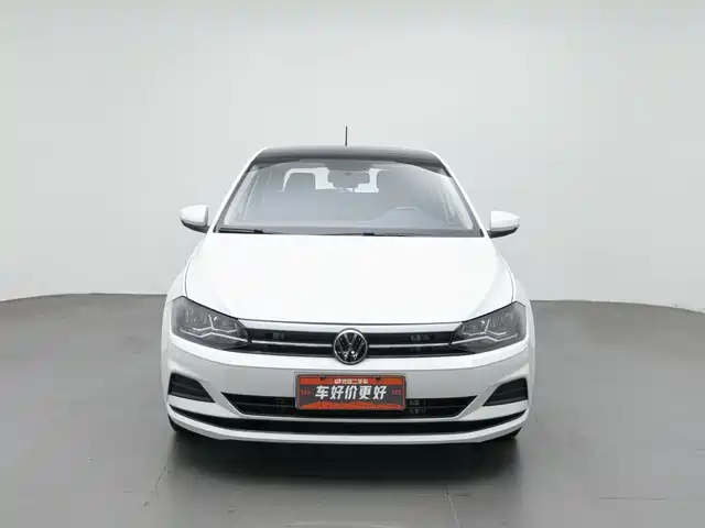 Volkswagen Polo 2023 Facelift II Plus 1.5L Automatic Panorama Enjoyment — фото 3