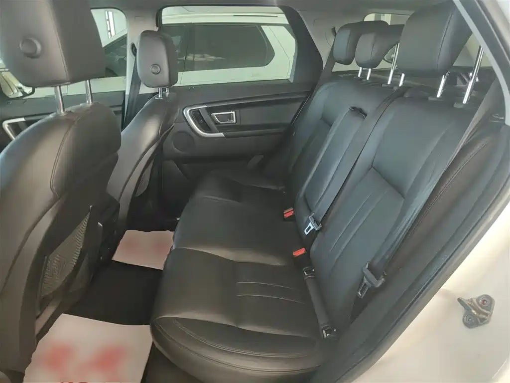 Land Rover Discovery Sport 2019 240PS SE Edition China VI фото 14
