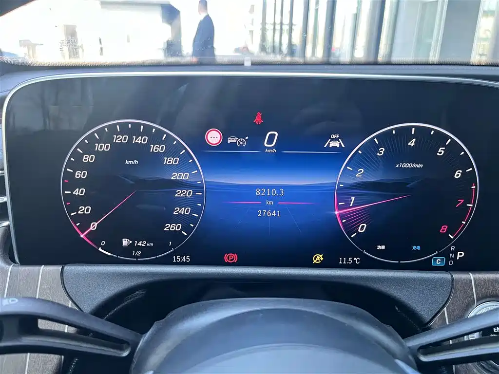 Mercedes-Benz E-Class 2024 E 300 L Fashion фото 12