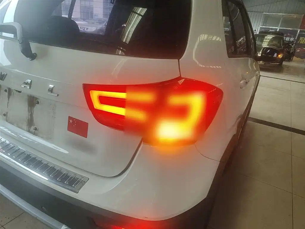 Haval H1 2017 Blue Label 1.5L Manual Luxury фото 8