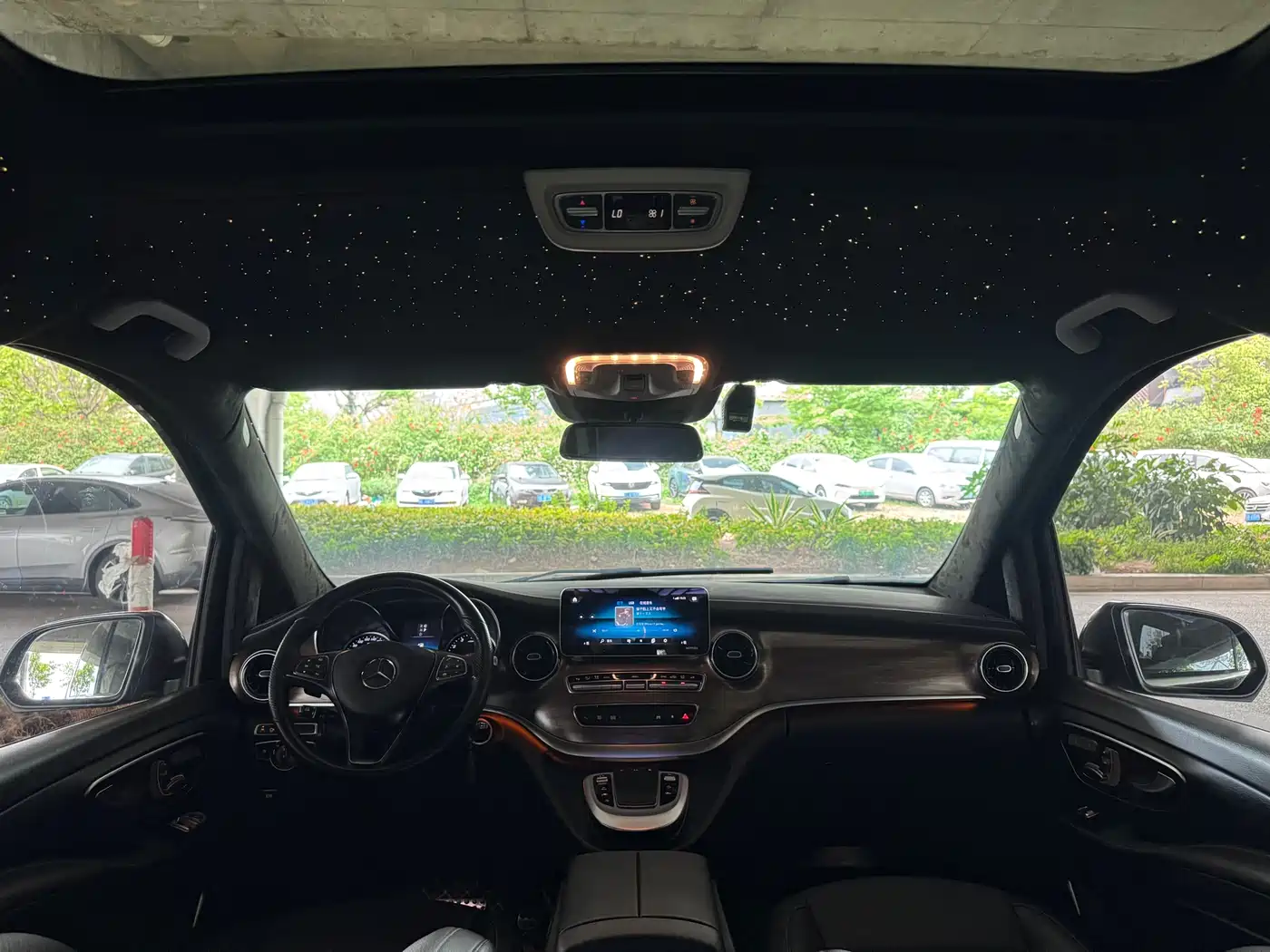 Mercedes-Benz V-Class 2021 V 260 Premium Edition фото 20