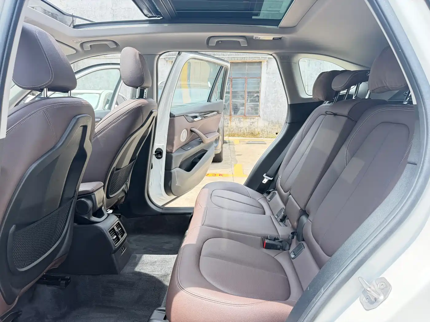 BMW X1 2022 sDrive20Li Premium фото 12