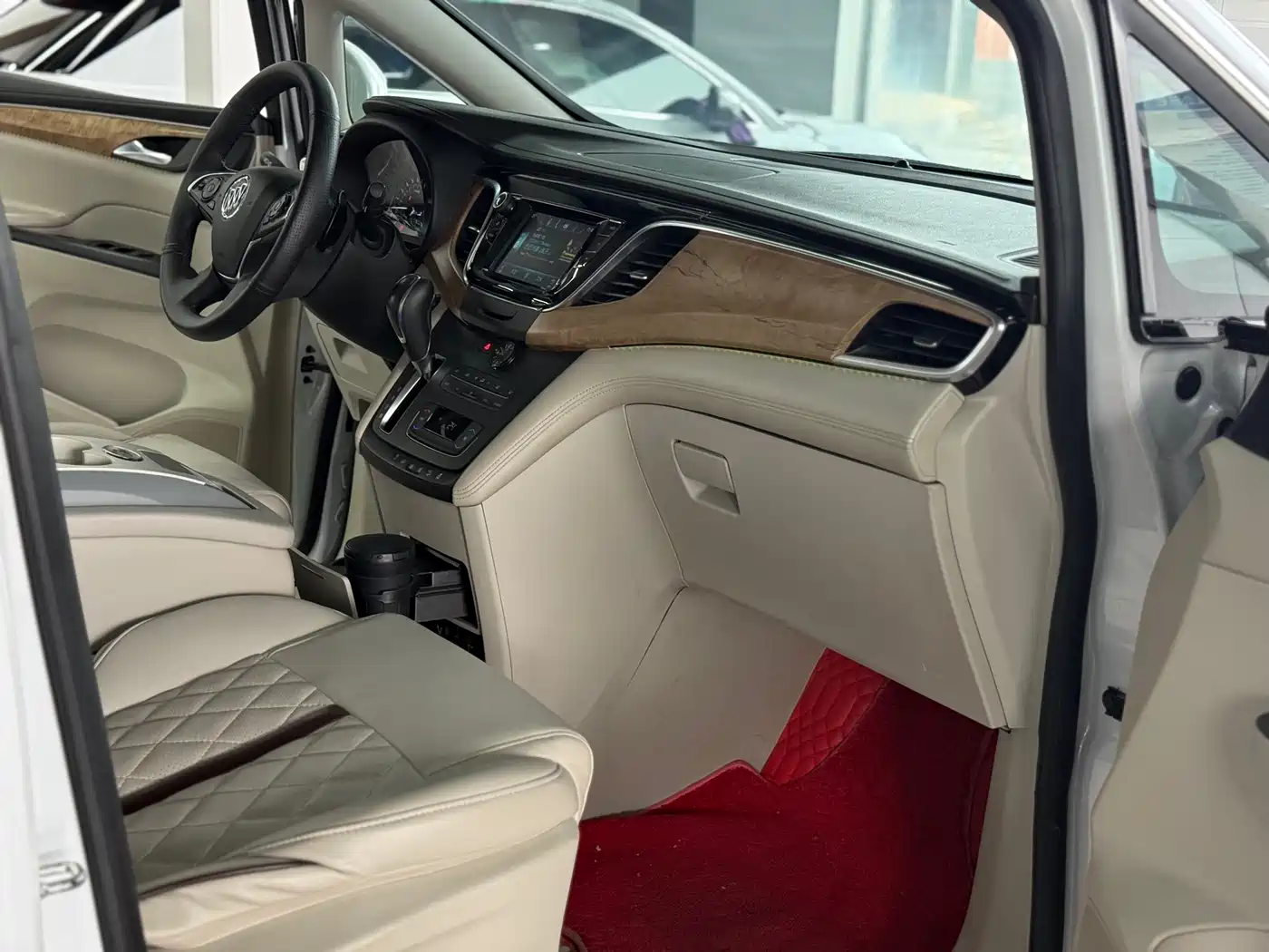 Buick GL8 2018 ES 28T Comfort Type China VI фото 18